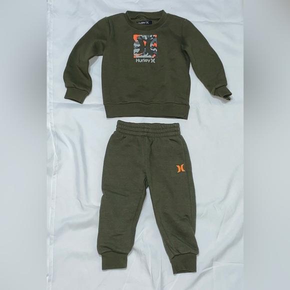 Hurley Kids Olive Jogger Set with Camouflage and Orange Details, Sz 2T - Picture 2 of 5